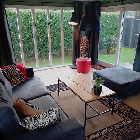 Veluwepark Reewold #Chalet Buizerd# Tussen Het Bosrijke Putten En Garderen Exteriör bild